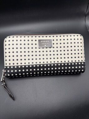 Fossil Sydney Black & White Polka Dot Zip Around Wallet with Silver Logo Plate